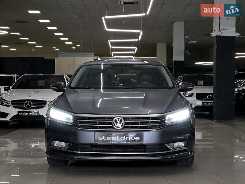 Седан Volkswagen Passat 2017 в Николаеве фото 8 Седан Volkswagen Passat 2017 в Николаеве