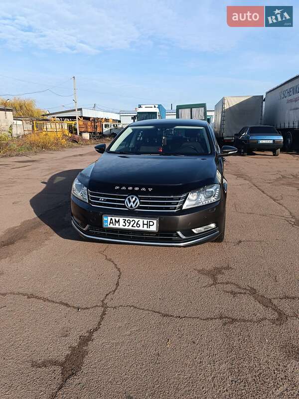 Седан Volkswagen Passat 2011 в Житомире фото Седан Volkswagen Passat 2011 в Житомире