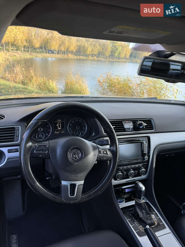 Седан Volkswagen Passat 2012 в Ровно фото 12 Седан Volkswagen Passat 2012 в Ровно