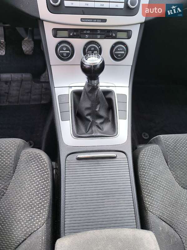 Универсал Volkswagen Passat 2007 в Коростене фото 8 Универсал Volkswagen Passat 2007 в Коростене