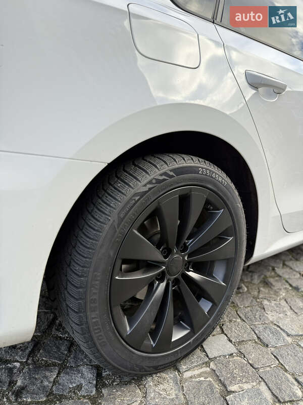 Седан Volkswagen Passat 2014 в Днепре фото 11 Седан Volkswagen Passat 2014 в Днепре