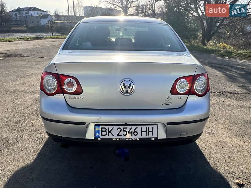 Седан Volkswagen Passat 2005 в Костополе фото 5 Седан Volkswagen Passat 2005 в Костополе