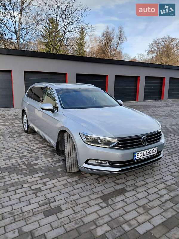 Універсал Volkswagen Passat 2017 в Борщеві