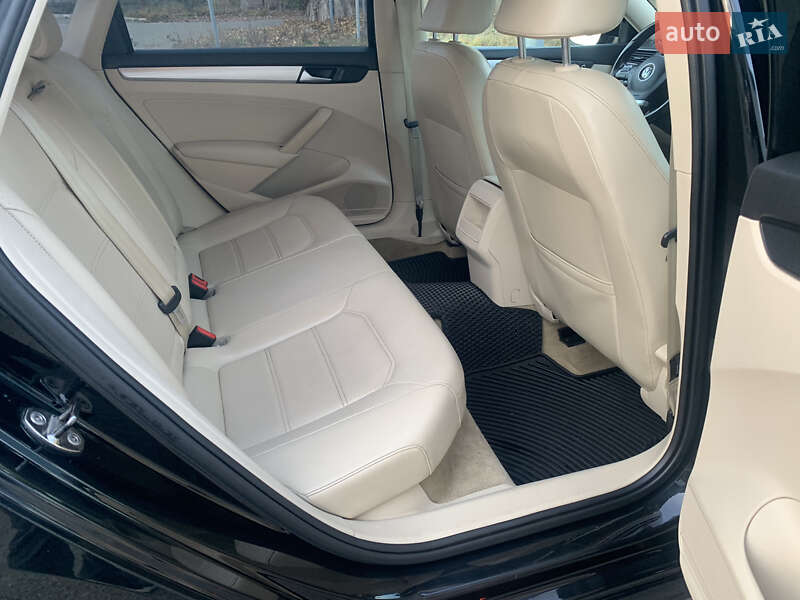 Седан Volkswagen Passat 2012 в Чернігові фото 16 Седан Volkswagen Passat 2012 в Чернігові