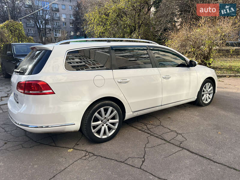 Универсал Volkswagen Passat 2012 в Житомире фото 6 Универсал Volkswagen Passat 2012 в Житомире