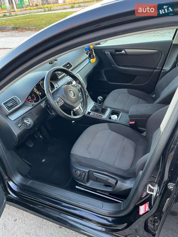 Универсал Volkswagen Passat 2014 в Тернополе фото 7 Универсал Volkswagen Passat 2014 в Тернополе