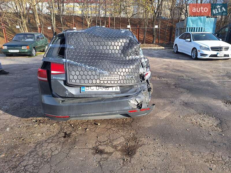 Универсал Volkswagen Passat 2019 в Львове фото 5 Универсал Volkswagen Passat 2019 в Львове