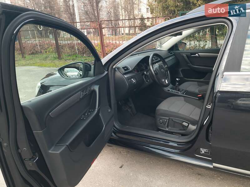 Универсал Volkswagen Passat 2012 в Хмельницком фото 28 Универсал Volkswagen Passat 2012 в Хмельницком