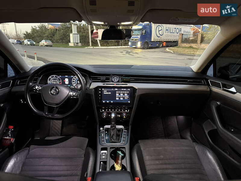 Седан Volkswagen Passat 2017 в Ужгороде фото 14 Седан Volkswagen Passat 2017 в Ужгороде
