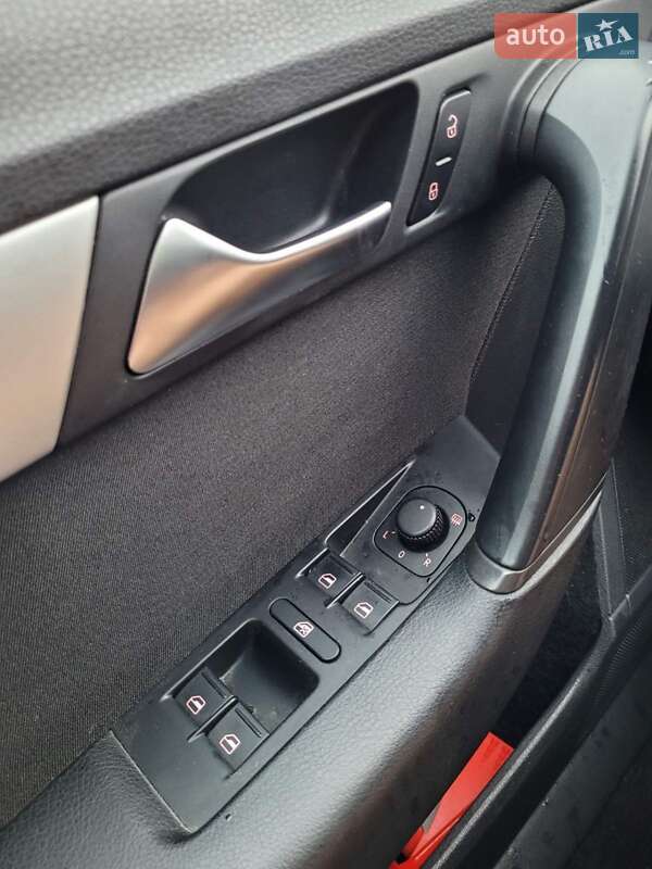 Универсал Volkswagen Passat 2013 в Тернополе