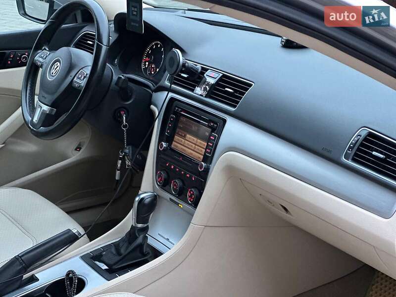 Седан Volkswagen Passat 2012 в Одессе фото 16 Седан Volkswagen Passat 2012 в Одессе