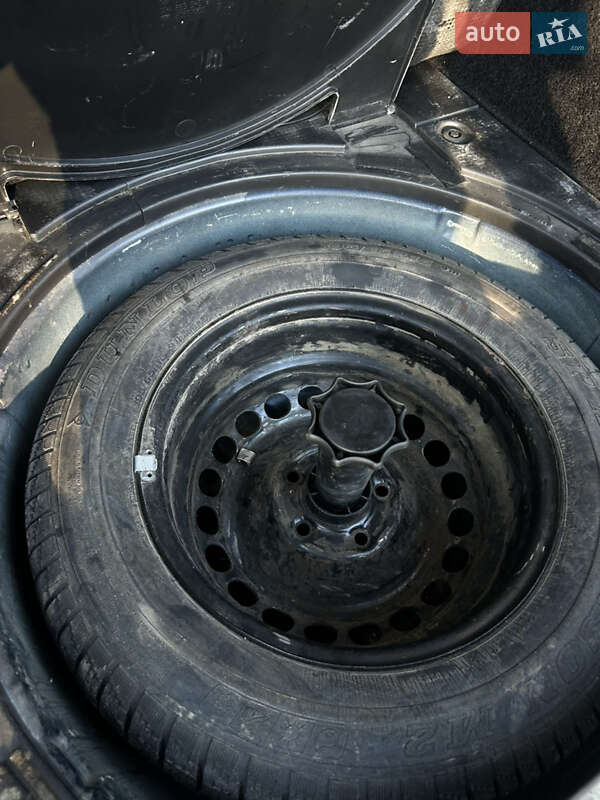 Универсал Volkswagen Passat 2001 в Черновцах фото 8 Универсал Volkswagen Passat 2001 в Черновцах