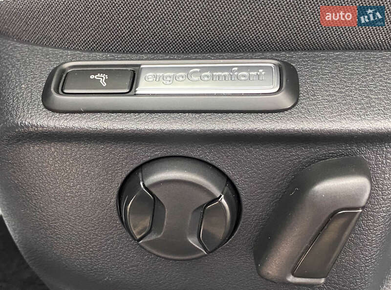 Универсал Volkswagen Passat 2020 в Львове фото 9 Универсал Volkswagen Passat 2020 в Львове