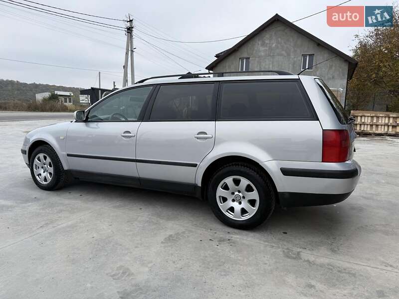 Универсал Volkswagen Passat 1999 в Теофиполе