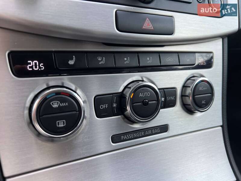 Универсал Volkswagen Passat 2012 в Стрые