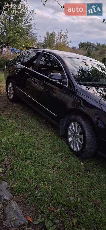 Седан Volkswagen Passat 2006 в Киеве
