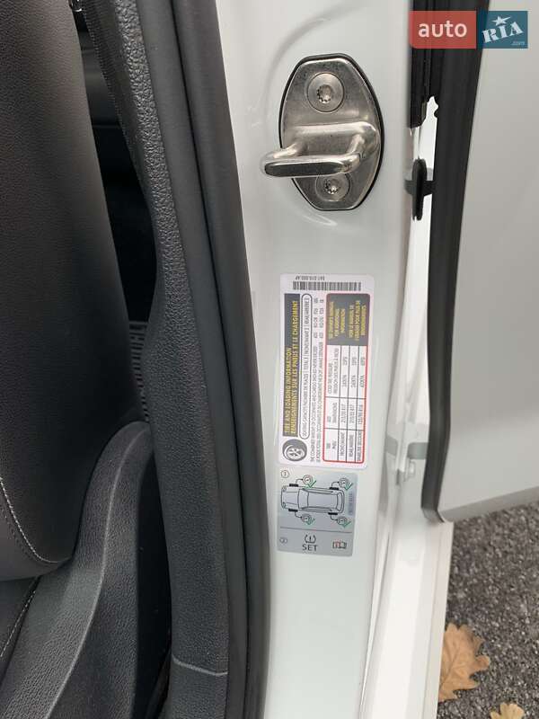 Седан Volkswagen Passat 2020 в Харькове фото 27 Седан Volkswagen Passat 2020 в Харькове