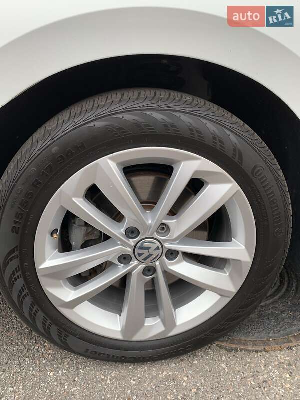 Седан Volkswagen Passat 2020 в Харькове фото 31 Седан Volkswagen Passat 2020 в Харькове