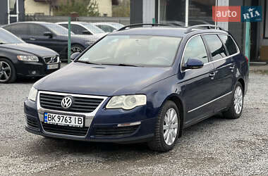 Универсал Volkswagen Passat 2005 в Ровно