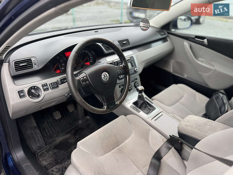 Универсал Volkswagen Passat 2005 в Ровно фото 8 Универсал Volkswagen Passat 2005 в Ровно