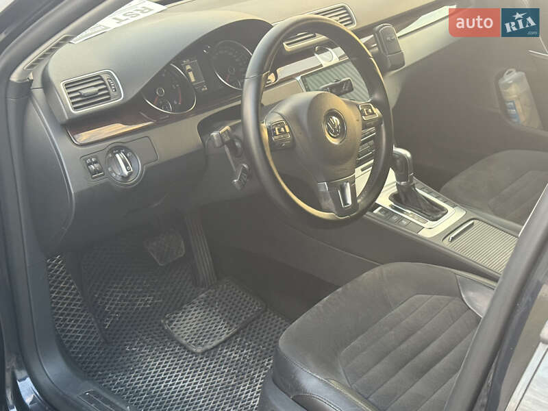 Универсал Volkswagen Passat 2011 в Черновцах фото 11 Универсал Volkswagen Passat 2011 в Черновцах