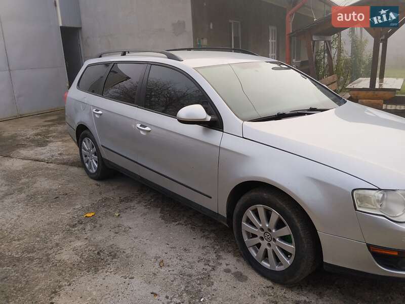 Универсал Volkswagen Passat 2009 в Снятине