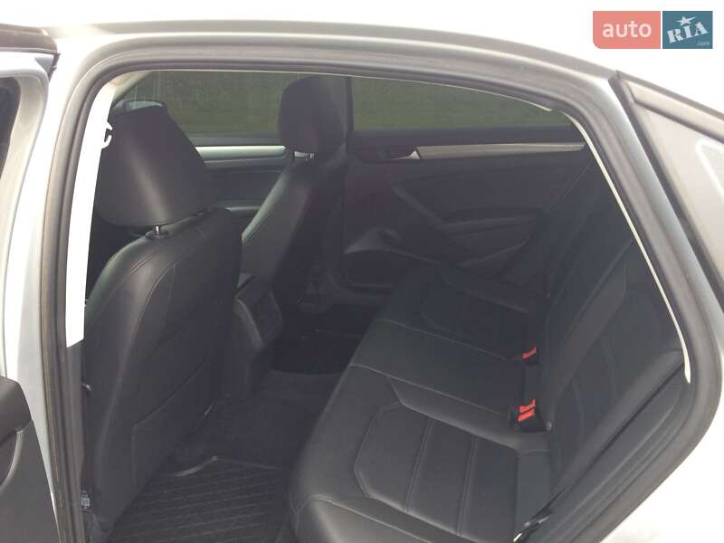 Седан Volkswagen Passat 2014 в Сумах