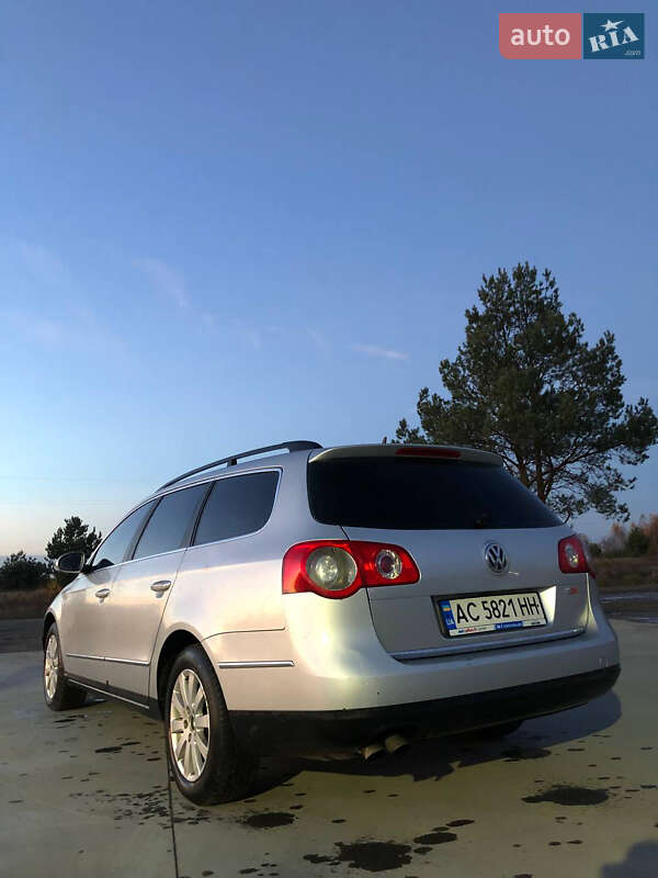 Универсал Volkswagen Passat 2005 в Камне-Каширском