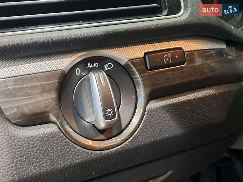 Седан Volkswagen Passat 2016 в Одессе фото 7 Седан Volkswagen Passat 2016 в Одессе