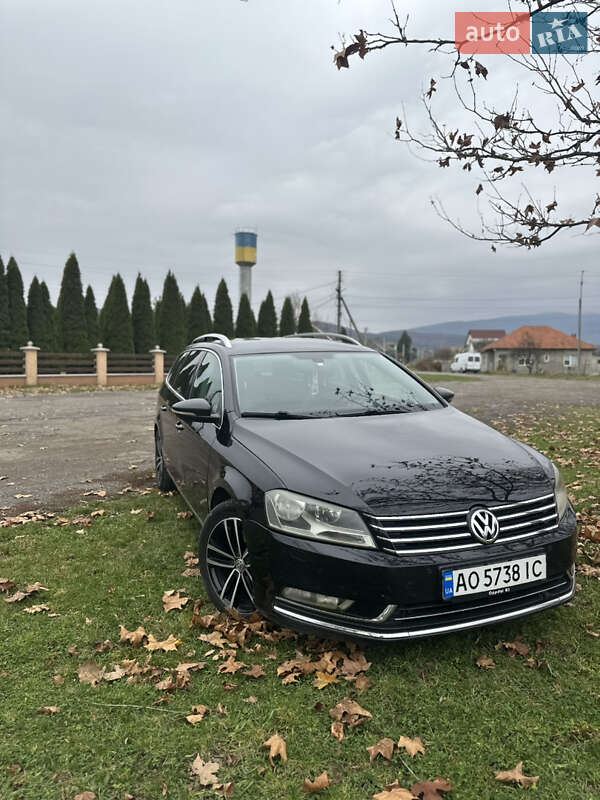Универсал Volkswagen Passat 2011 в Ужгороде