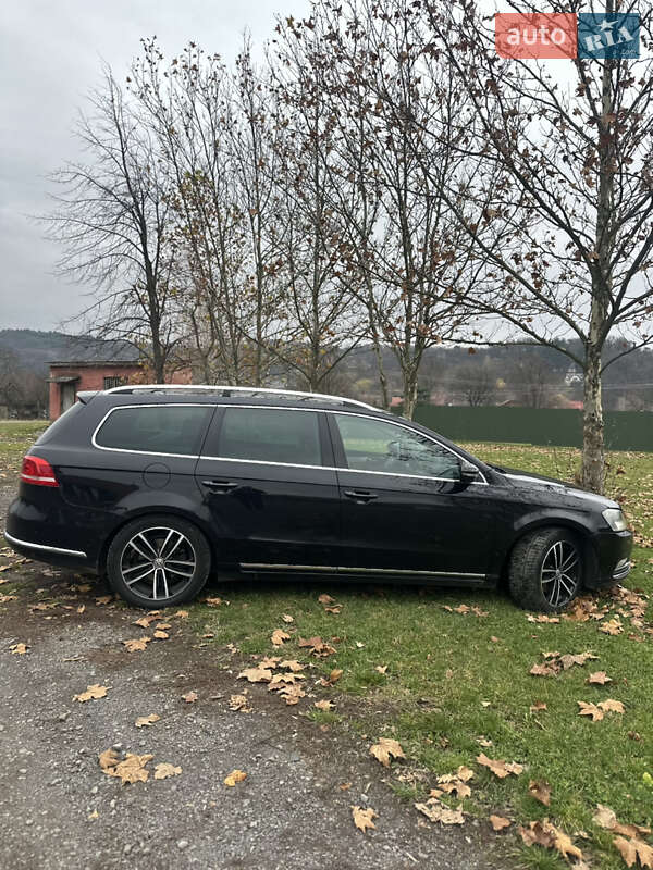 Универсал Volkswagen Passat 2011 в Ужгороде