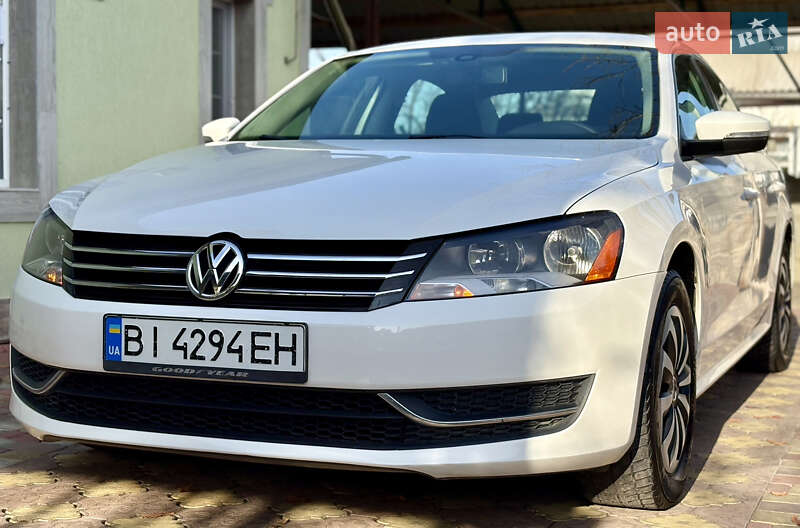 Седан Volkswagen Passat 2014 в Кременчуге фото 3 Седан Volkswagen Passat 2014 в Кременчуге