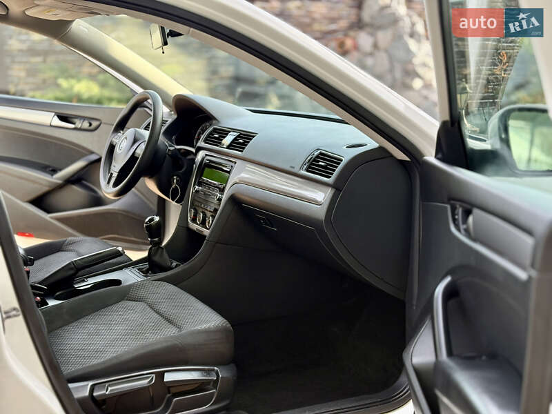 Седан Volkswagen Passat 2014 в Кременчуге фото 13 Седан Volkswagen Passat 2014 в Кременчуге