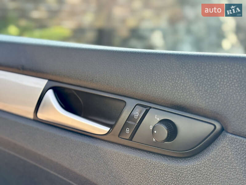 Седан Volkswagen Passat 2014 в Кременчуге фото 19 Седан Volkswagen Passat 2014 в Кременчуге