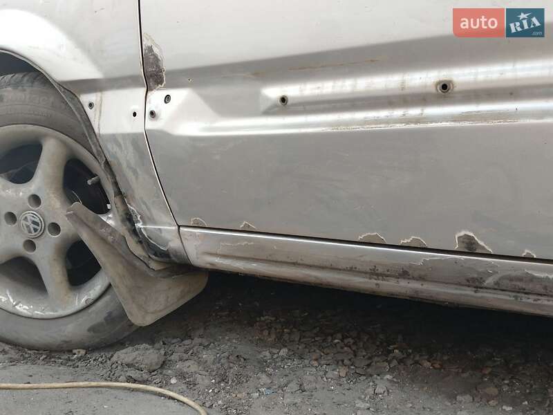 Седан Volkswagen Passat 1988 в Харькове