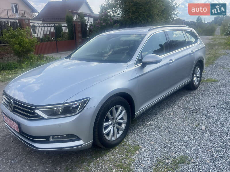 Универсал Volkswagen Passat 2018 в Луцке фото Универсал Volkswagen Passat 2018 в Луцке