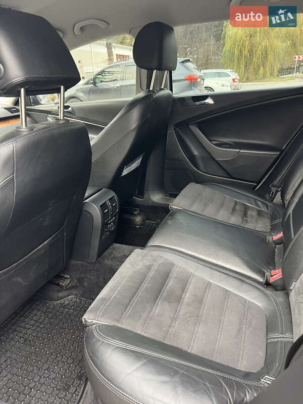 Універсал Volkswagen Passat 2006 в Тернополі