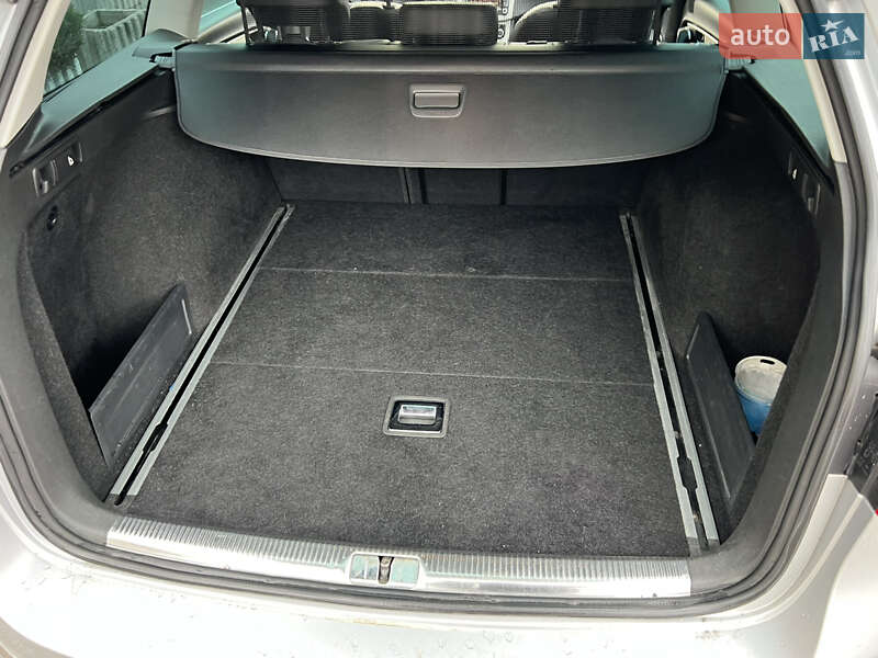 Универсал Volkswagen Passat 2010 в Киеве