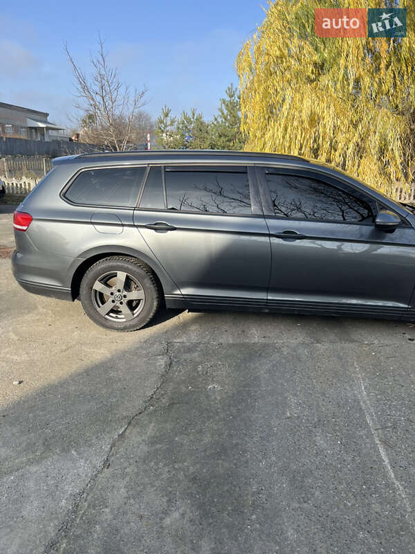 Универсал Volkswagen Passat 2015 в Тульчине фото 10 Универсал Volkswagen Passat 2015 в Тульчине