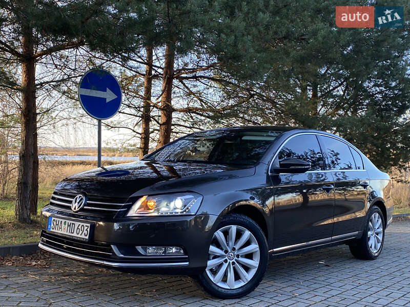 Седан Volkswagen Passat 2014 в Дрогобыче