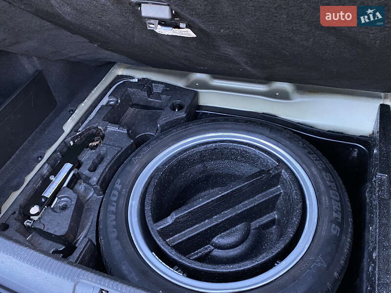 Седан Volkswagen Passat 2014 в Дрогобыче