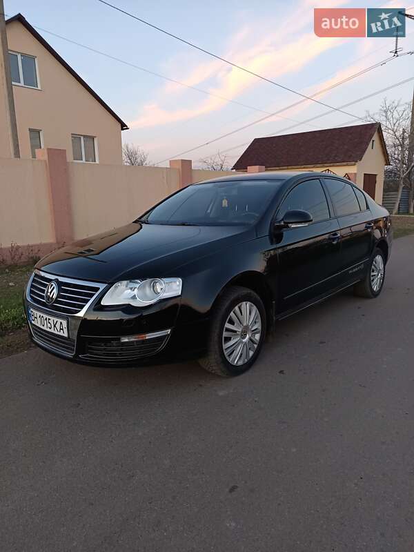 Седан Volkswagen Passat 2008 в Одессе