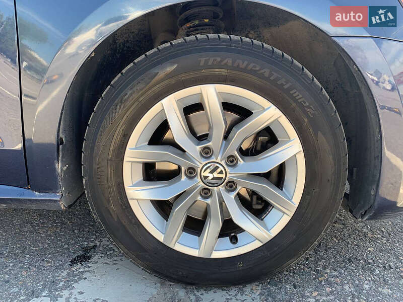 Седан Volkswagen Passat 2012 в Днепре фото 10 Седан Volkswagen Passat 2012 в Днепре