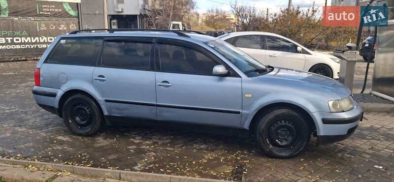 Универсал Volkswagen Passat 2000 в Николаеве