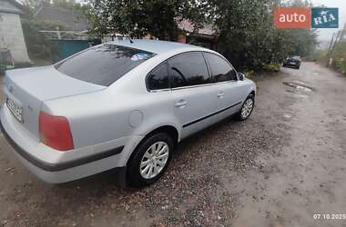 Седан Volkswagen Passat 1998 в Первомайську