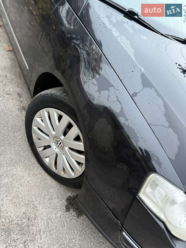 Универсал Volkswagen Passat 2006 в Киеве