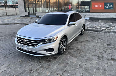 Седан Volkswagen Passat 2020 в Кривом Роге