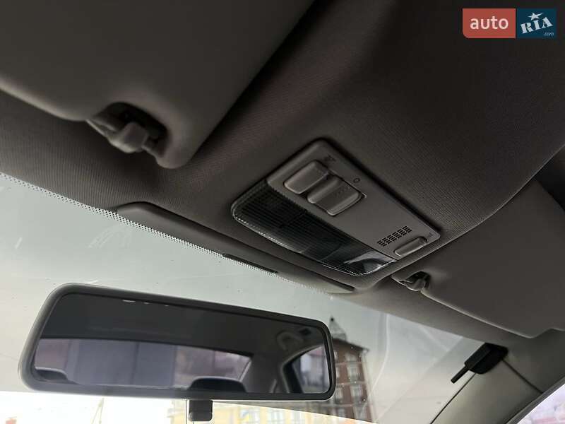 Седан Volkswagen Passat 2003 в Львове фото 7 Седан Volkswagen Passat 2003 в Львове