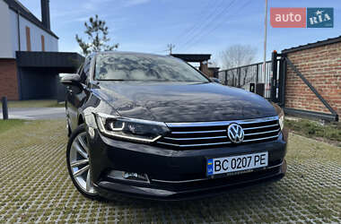 Універсал Volkswagen Passat 2018 в Львові