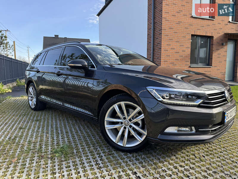 Универсал Volkswagen Passat 2018 в Львове